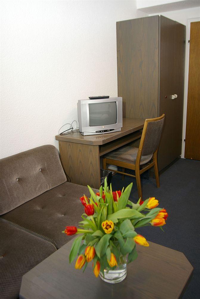 Paris Hotel 3*