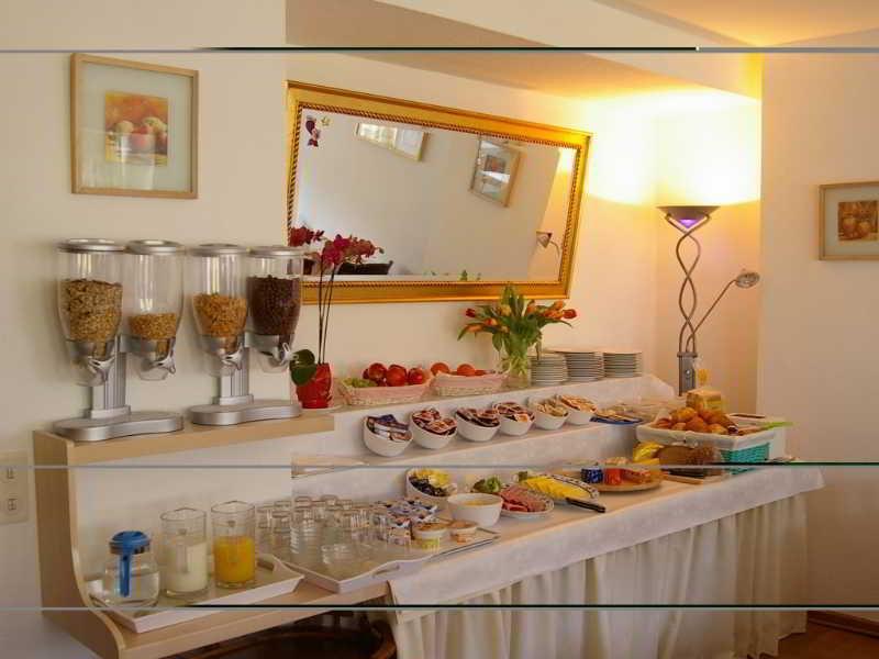 Paris 3* Düsseldorf